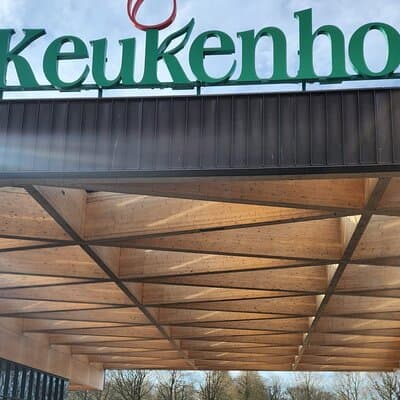 Amsterdam to Keukenhof Garden And Zaanseschans Windmills