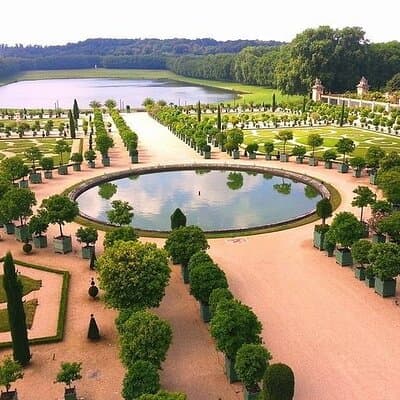 Giverny & Versailles Day Trip From Paris with Professional Guide 4