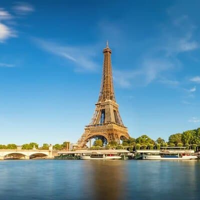 Paris Insider's Small Group Tour with Seine Sightseeing Cruise 2