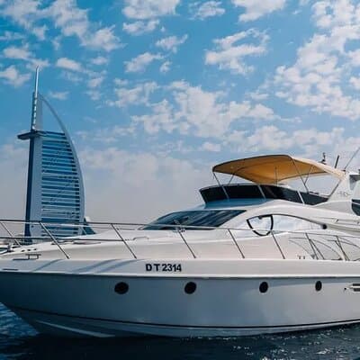 2 hour Private Yacht Tour with Dubai Marina Skyline View
