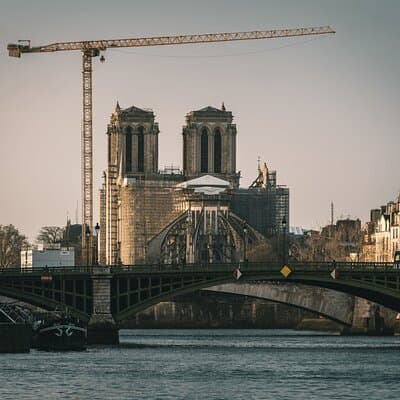 Paris Latin quarter: Private walking tour with a local guide 4