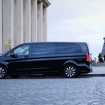 Private Paris tour By Minivan, private guide, Champagne(optional)