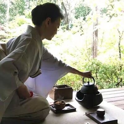 Matcha table tea ceremony experience in Tokyo 2