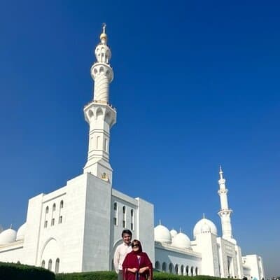 Majestic Saadiyat: Private Abu Dhabi Tour featuring Grand Mosque 3