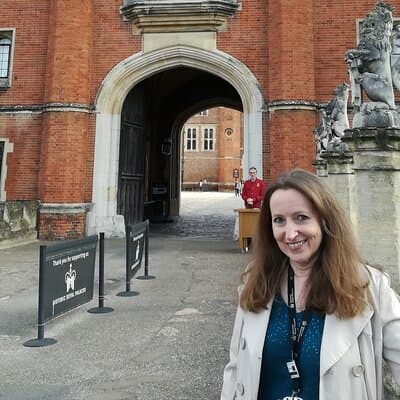 Hampton Court Palace Private Guided Tour 2