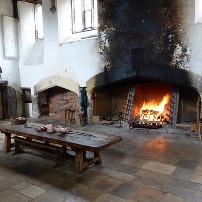 Hampton Court Palace Private Guided Tour 3