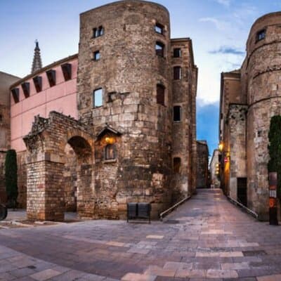 Sagrada Familia & Gothic Quarter Private Tour 2