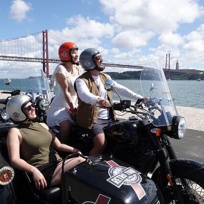 Lisbon El Cristo-Rei - Private Vintage Sidecar Tour 4
