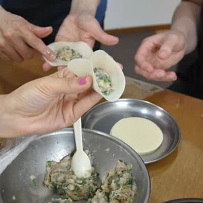Learn to Make Home Style Tempura Udon and Gyoza 3