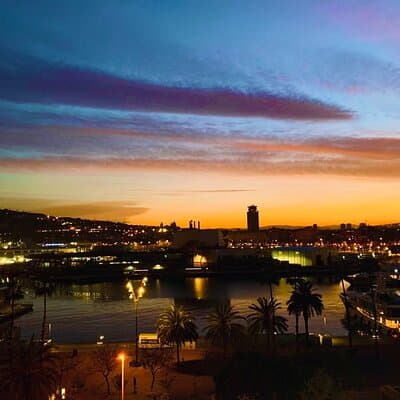 Rooftop Paella Seafood Cooking Class Experience in Barcelona 4