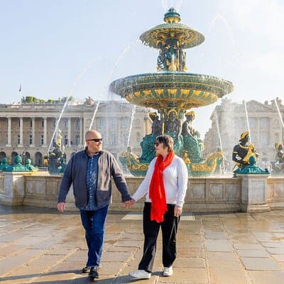 Private Historical Photo Tour in Paris 2