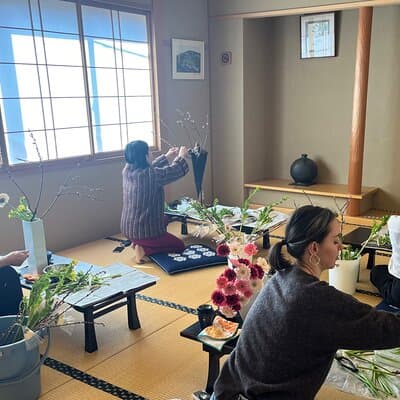 2 Hours Flower Arranging Ikebana Class Temple Tokyo Ota-ku 4