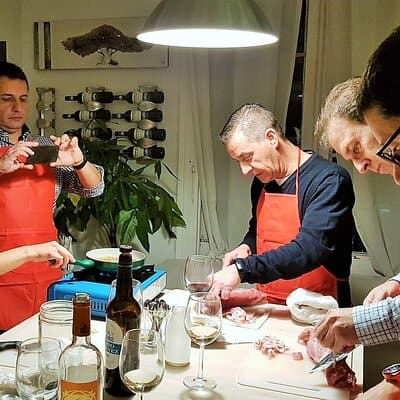 Private Paella class, Tapas, full menu and Sangria workshop 4