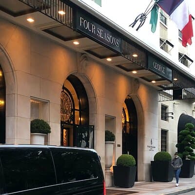 Transfer from Paris Hotels&Apartments to Train Stations 2