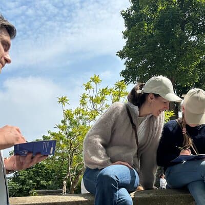 -Kids friendly- Eat, play, love Montmartre: 3H Walking Food Tour 3