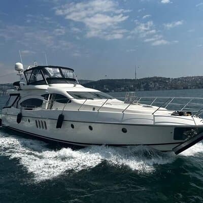 Private Cruise with 22m Yacht in Bosphorus Istanbul 2