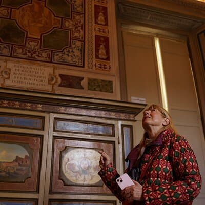Vatican Museums Alone: Semi-Private Early Entry Tour & Breakfast