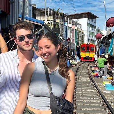 Floating and Railway Markets Private Tour 3
