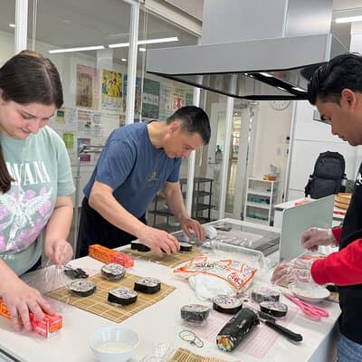 Special sushi rolls only available in Japan Making Experience 3