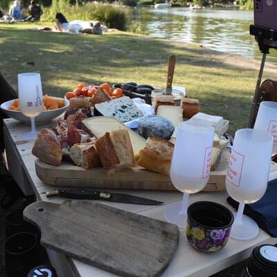 Private Picnic around a lake in Paris by a French chef