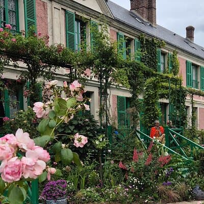 Private Tour in Giverny with Transport from Paris