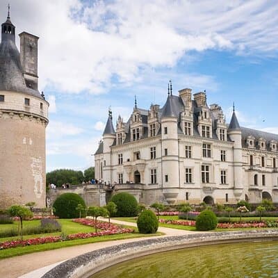Loire Valley 3 Best Castles and Wine Tasting Private from Paris 3