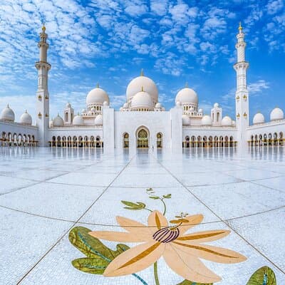 From Dubai: Abu Dhabi Fullday Tour with Mosque, Palace & Heritage
