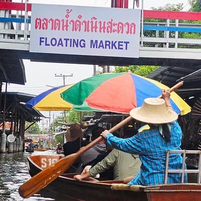 Damnoen Saduak Famous Floating Market and Mea Klong Railway Tour