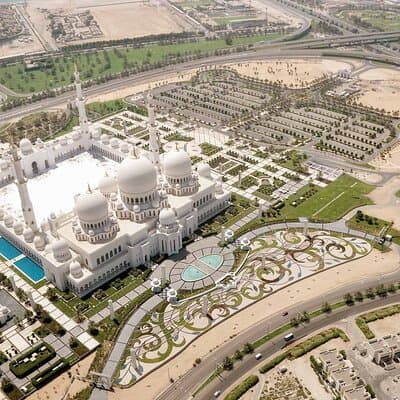 Private Abu Dhabi sightseeing with Sheikh Zayed Grand mosque 2