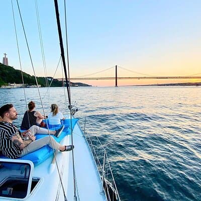 Lisbon: Private Sailing Tour Along the Tagus River 2