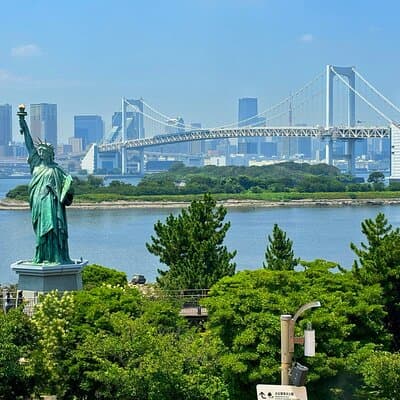 Fish Market & Tokyo Skyline Private Walking Tour 2