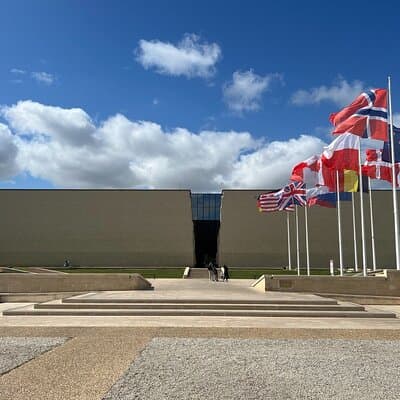 Normandy D-Day Beaches and Caen Memorial Private Tour from Paris