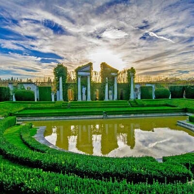 Giverny and Chateau du Champ de Bataille Private Tour from Paris 3