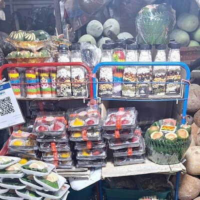 Fun Tuk Tuk and street food Dinner in Old Town Bangkok 2