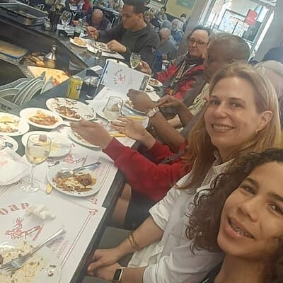 Familly friendly traditions & food tour: tailored tapas & games! 3