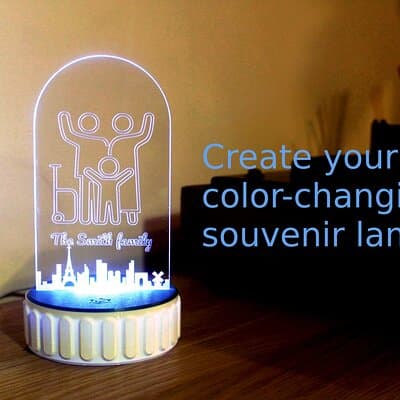 Code and design your unique Paris souvenir !