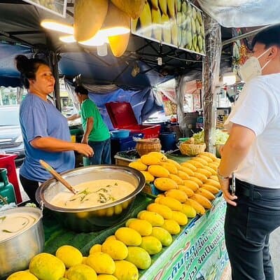 Culinary adventure in Mueang Non with Small group 3