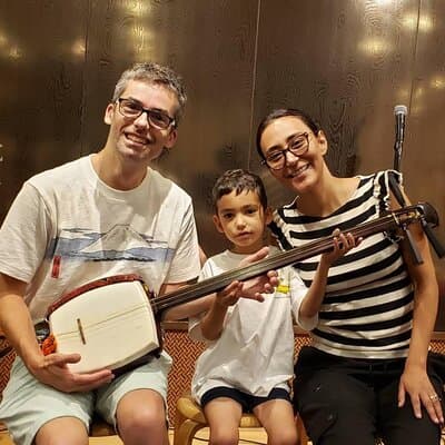 Tsugaru shamisen performance over traditional dinner 4