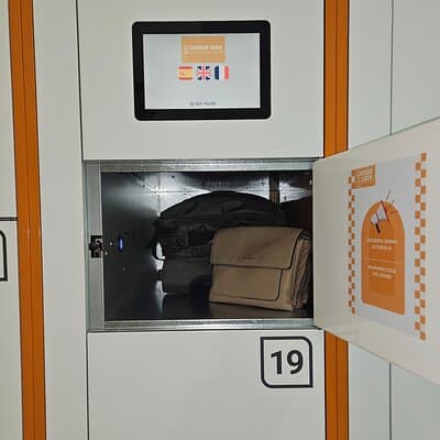 Luggage Storage in Barcelona / Locker / Luggage Storage 3