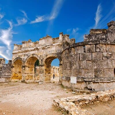 Private Tour to Salda Lake, Pamukkale, Hierapolis, Kaklik Cave 4