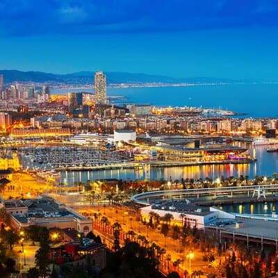 Private Historical Mystery Walking Tour in Barcelona Old Town 4
