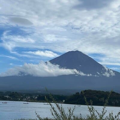 Mount Fuji Luxury Tour in Mercedes-Benz | Green Plate Car 4