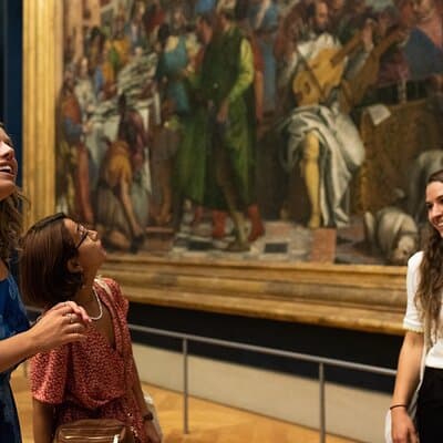 Paris Louvre Essentials Tour (Reserved Entry Included) 2