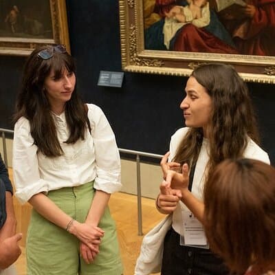 Paris Louvre Essentials Tour (Reserved Entry Included) 4