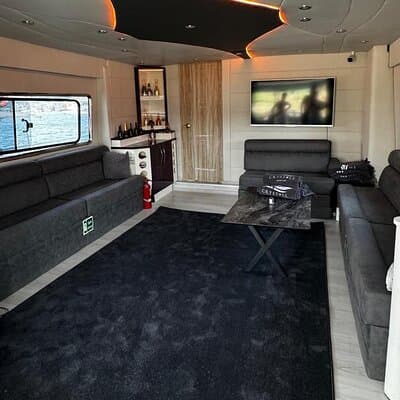 Istanbul Private Luxury Yacht on Bosphorus 25 Meter 82 Feet 4