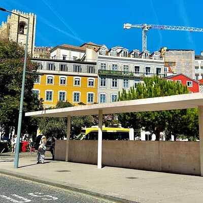 Private Tour DE Tuk Tuk Chiado and Bairro Alto in Lisbon 3