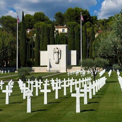 Private Day Tour to D-Day Beaches and American Cemetery in Paris 3