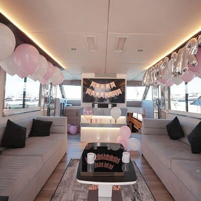 Dubai Luxury Private Yacht Rental - 64ft Hatteras Vogue 2