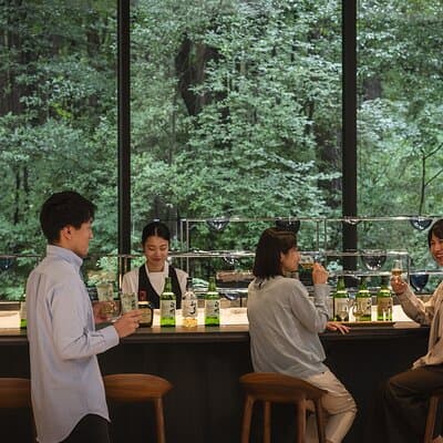 Mt. Fuji & Hakushu Distillery Whisky Museum Bus Tour from Tokyo