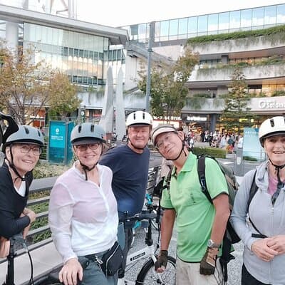 2.5 Hour-Guided Cycle Tour in the Central Tokyo 2
